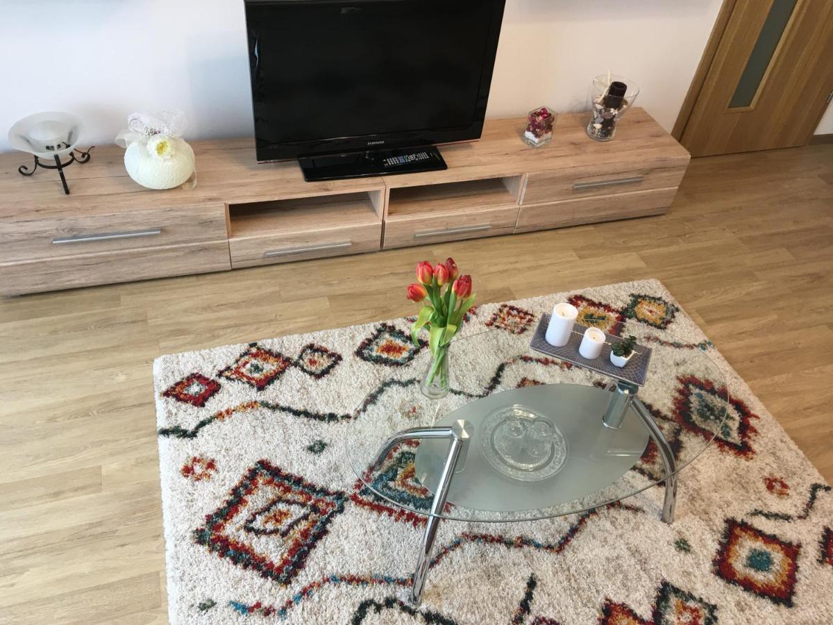 Elegantza Suites Brasov Luaran gambar