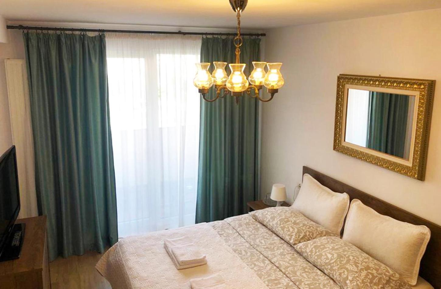Elegantza Suites Brasov Luaran gambar